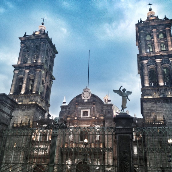 รูปภาพถ่ายที่ Zócalo โดย Daniel เมื่อ 4/23/2013