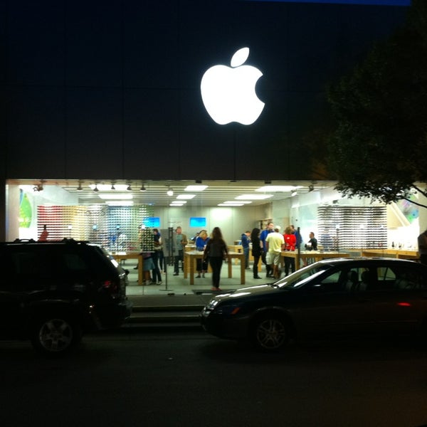 Photos at Apple Southlake Town Square Electronics Store