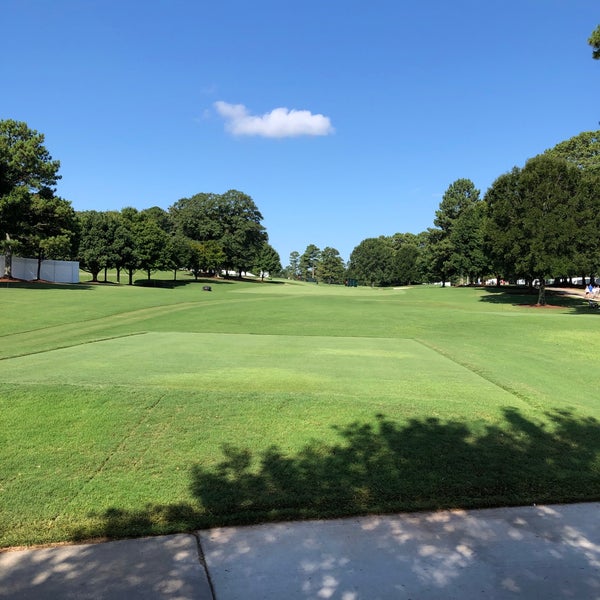 Das Foto wurde bei East Lake Golf Club von Joe B. am 8/22/2019 aufgenommen