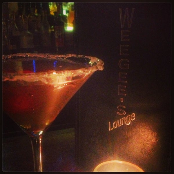 Foto tirada no(a) Weegee&#39;s Lounge por Stephanie em 1/1/2013