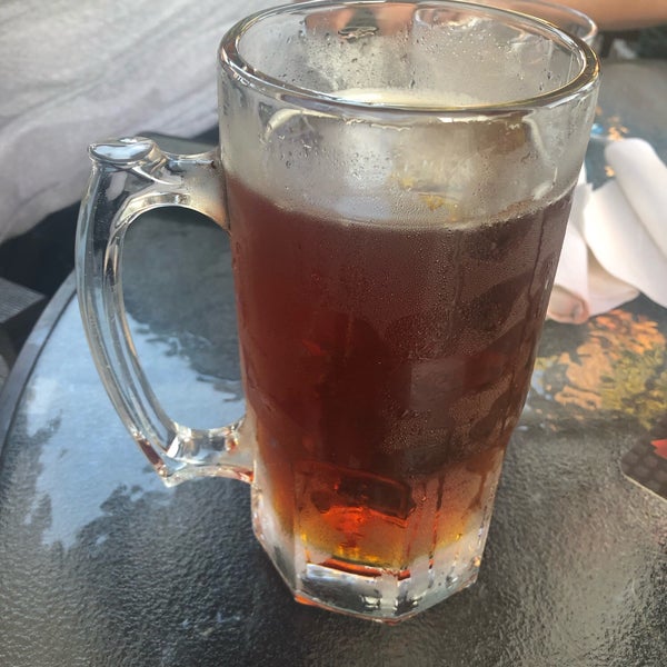 Foto tirada no(a) Smoky Mountain Brewery por Randi J. em 9/20/2019