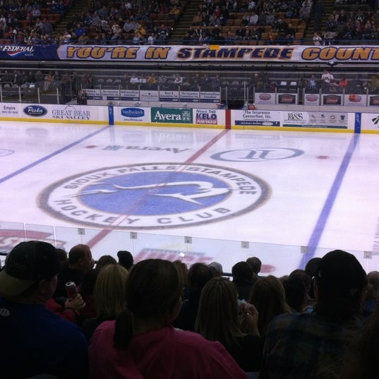 11/4/2012 tarihinde Nathaniel K.ziyaretçi tarafından Sioux Falls Arena'de çekilen fotoğraf