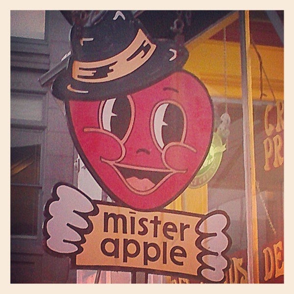 10/12/2012 tarihinde B Ianziyaretçi tarafından Mister Apple Candy Store'de çekilen fotoğraf