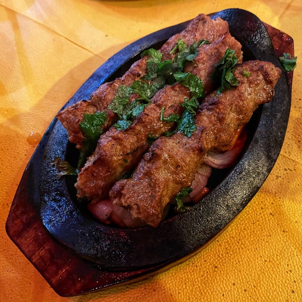 Kebab & Curry Indian Restaurant in Πειραιάς