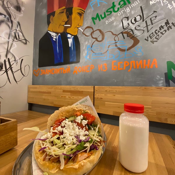 Kebab - Picture of Mustafa's Gemüse Kebab, Berlin - Tripadvisor