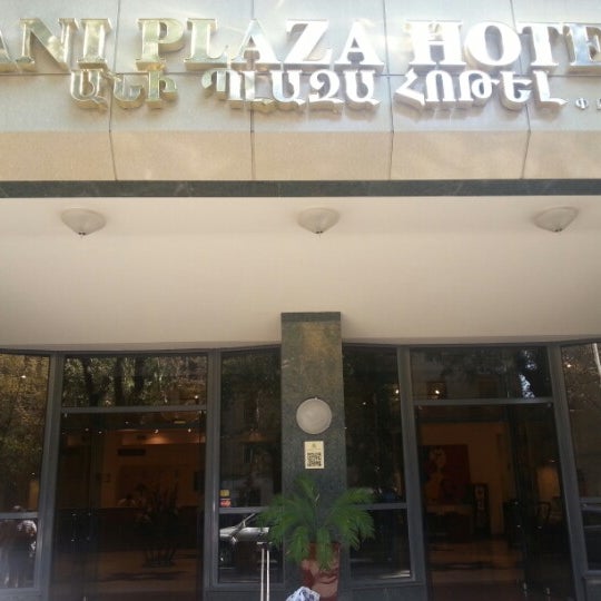 Foto tomada en Ani Plaza Hotel  por Alexandre M. el 10/2/2012