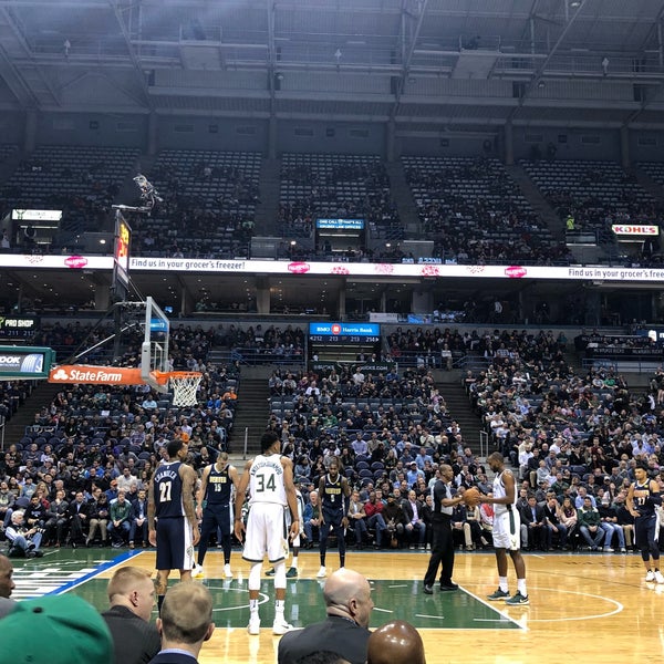 Снимок сделан в BMO Harris Bradley Center пользователем Michelle J. 2/16/2018