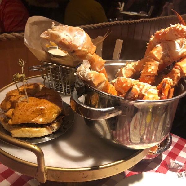 Crab Cellar (Now Closed) Seafood Restaurant in North Side