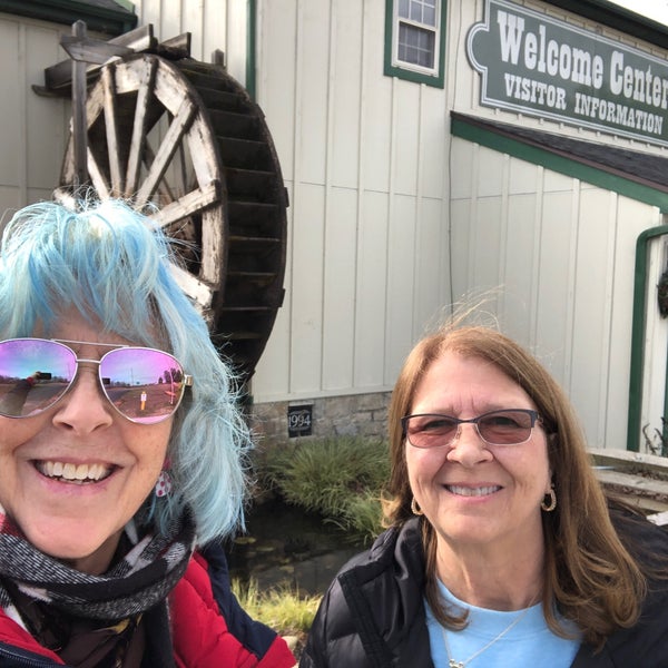 Hocking Hills Tourism Association Regional Center Tourist