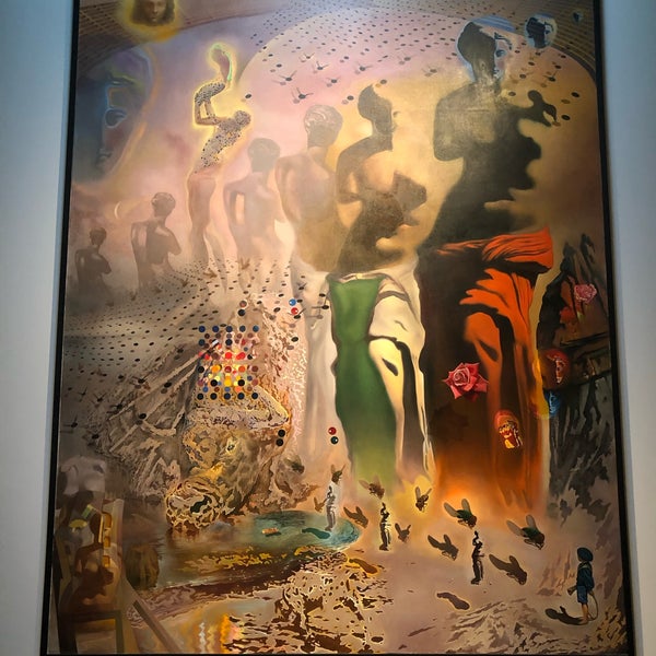 รูปภาพถ่ายที่ The Dali Museum โดย Faye O. เมื่อ 4/2/2022