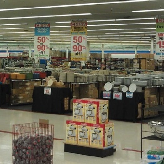 Photos at Standard Restaurant Supply 2922 E McDowell Rd