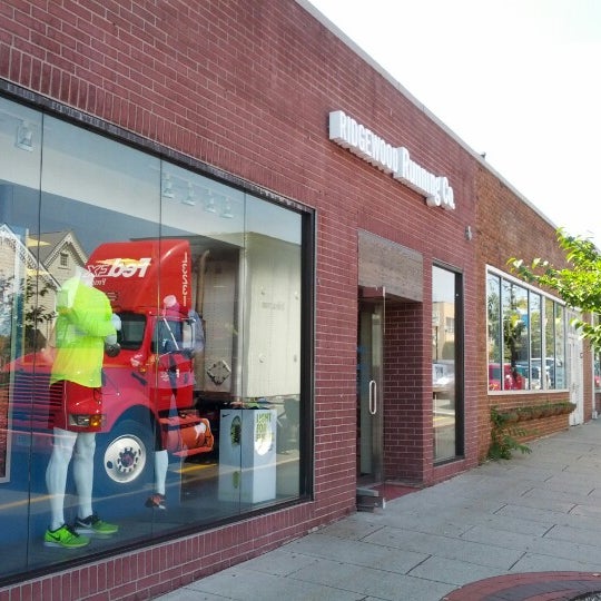 Ridgewood Running Company - Sporting Goods Shop