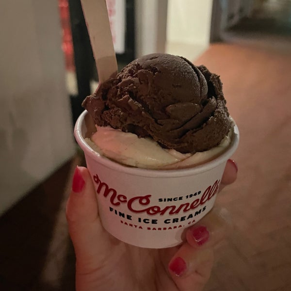 9/13/2021 tarihinde Jenny T.ziyaretçi tarafından McConnell&#39;s Fine Ice Creams'de çekilen fotoğraf