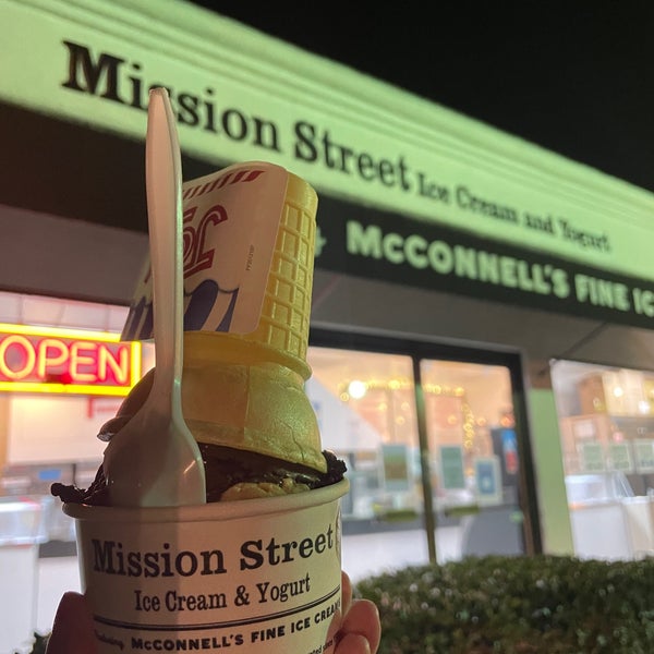 Photo taken at Mission Street Ice Cream and Yogurt - Featuring McConnell&#39;s Fine Ice Creams by Jenny T. on 2/22/2022