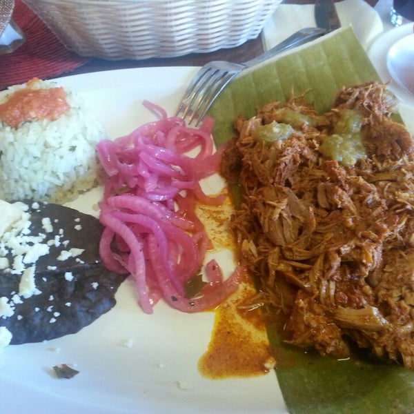4/6/2013 tarihinde Vicky P.ziyaretçi tarafından Casa Frida Mexican Grill'de çekilen fotoğraf