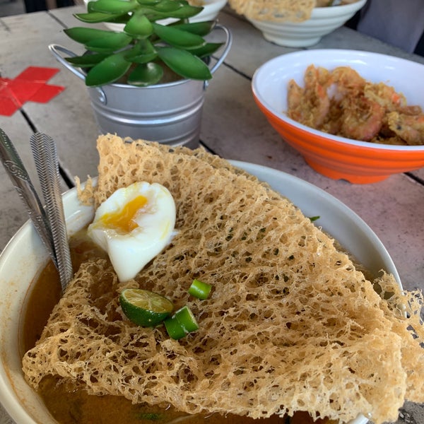 Laksa Sarang Tok Jembal Batu Enam Terengganu