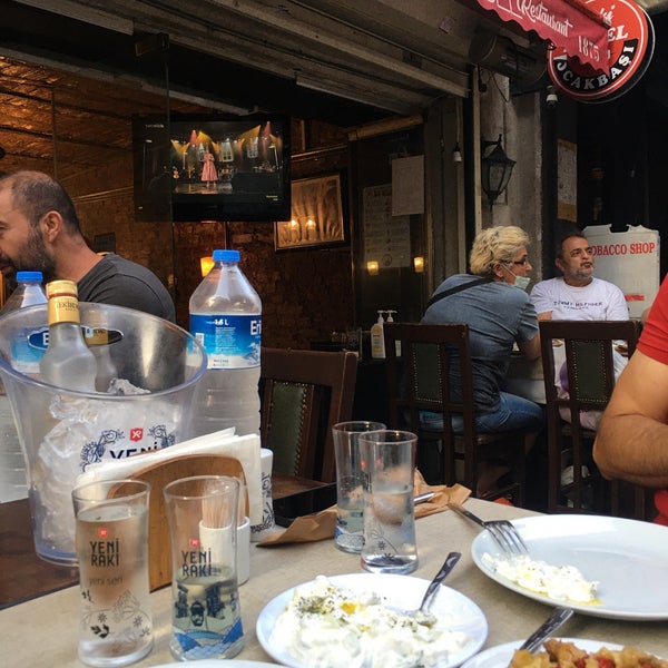 Foto diambil di Eski Babel Ocakbaşı Restaurant oleh Yared Ö. pada 8/25/2021