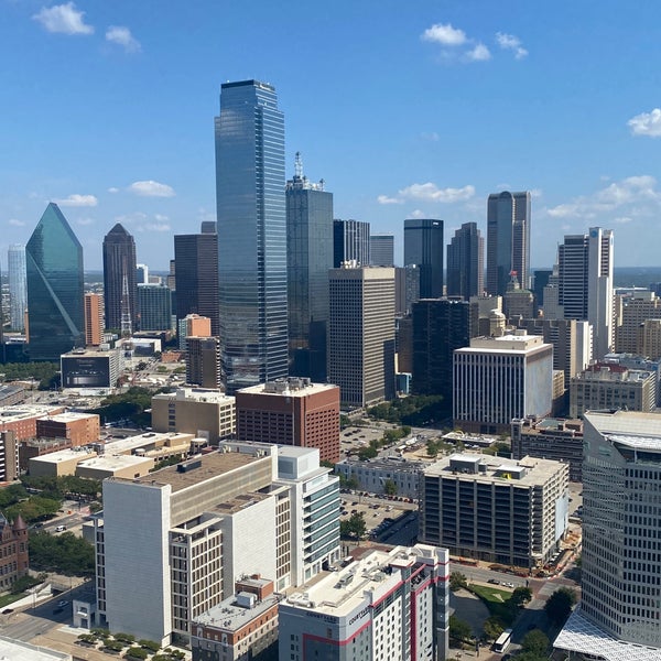 Das Foto wurde bei Reunion Tower von Sigitas J. am 10/3/2023 aufgenommen