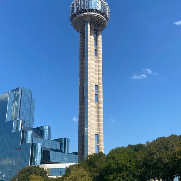 10/3/2023 tarihinde Sigitas J.ziyaretçi tarafından Reunion Tower'de çekilen fotoğraf