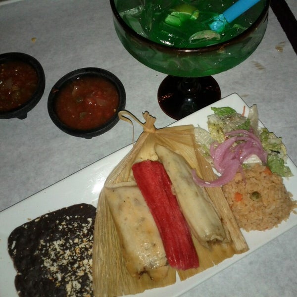 Das Foto wurde bei El Sol De Tala Traditional Mexican Cuisine von Ray M. am 3/17/2013 aufgenommen