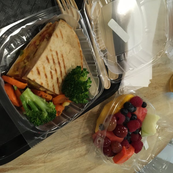 Delis 48 Rockefeller Center 17 tips from 596 visitors