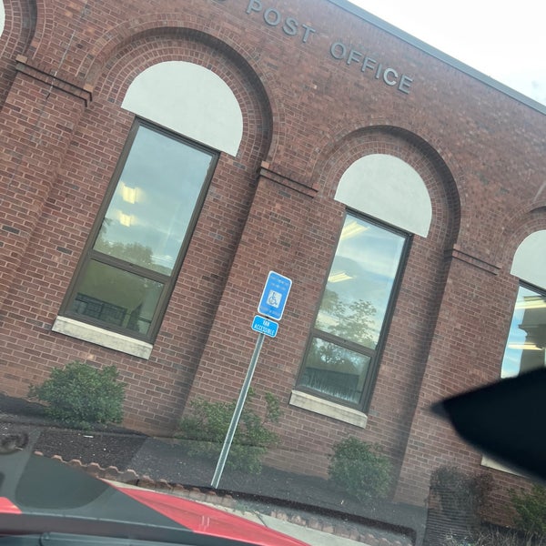 Photos at US Post Office Fayetteville, GA