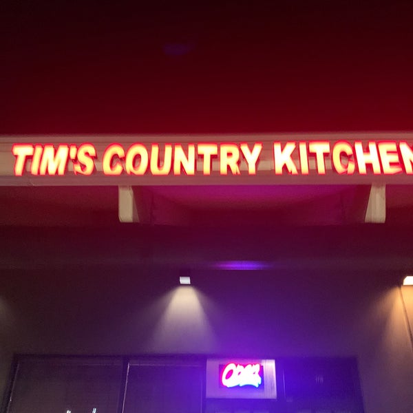 Photo taken at Tim&#39;s Country Kitchen - Fayetteville by Richard P. on 11/12/2019
