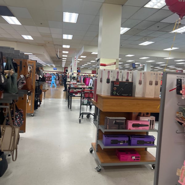 T.J. Maxx - North Buckhead - 9 tips from 2575 visitors