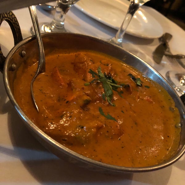 Das Foto wurde bei Zaika Indian Restaurant von Nina A. am 3/16/2018 aufgenommen