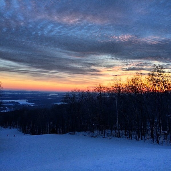 1/19/2014 tarihinde Mick R.ziyaretçi tarafından Devil&#39;s Head Ski Resort'de çekilen fotoğraf