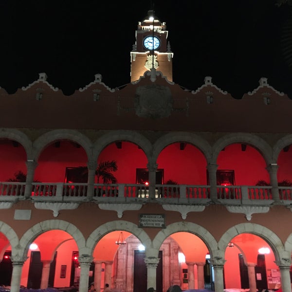 Photo taken at Palacio Municipal de Mérida by Davo on 12/18/2016
