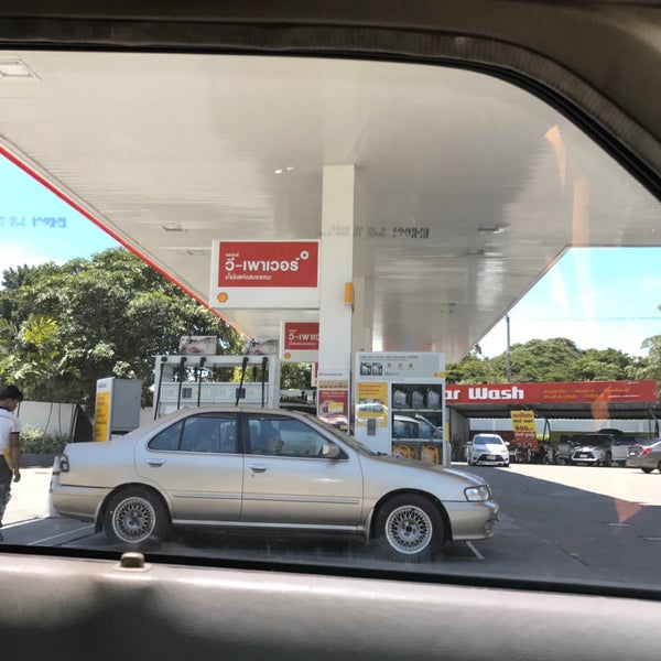 Photo taken at Shell by Jedsada on 6/23/2017