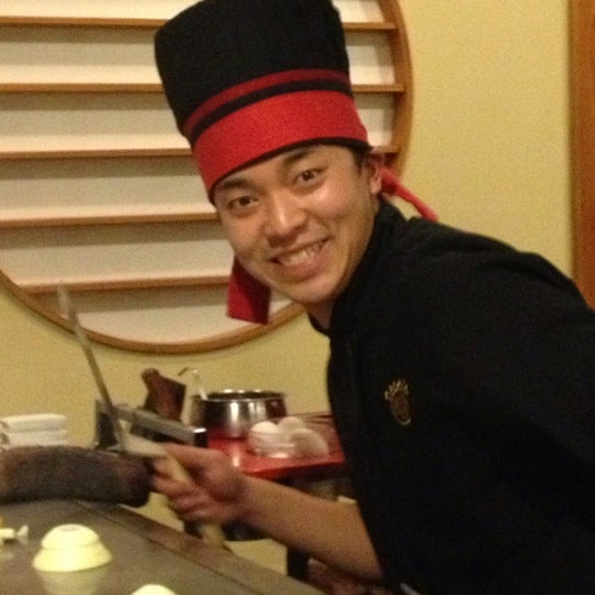 Foto diambil di Nakato Japanese Restaurant oleh Kah-see-mah C. pada 11/28/2012