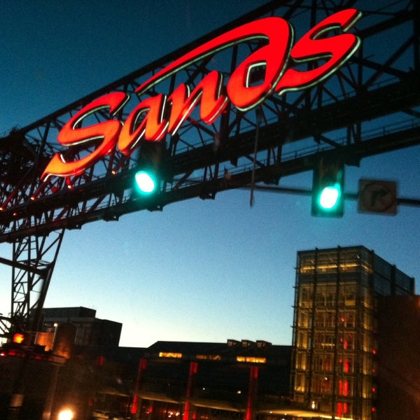 Foto diambil di Sands Casino Resort Bethlehem oleh Sam F. pada 4/18/2013