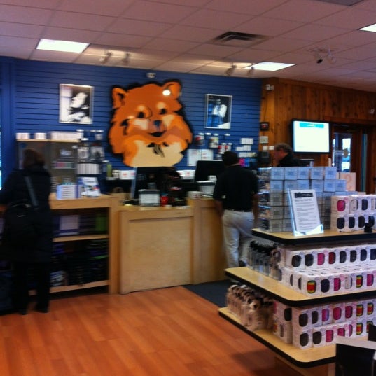 Small Dog Electronics South End Burlington, VT