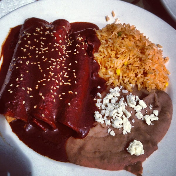 4/28/2013にAndoがSalsa &amp; Agave Mexican Grillで撮った写真