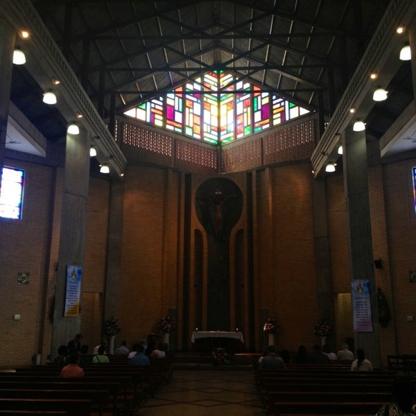 Iglesia Santa Rosa de Lima - El Recreo - Calle Real de Quebrada Onda,  Caracas