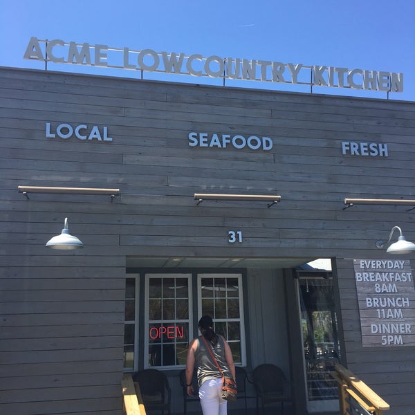 Photo taken at Acme Lowcountry Kitchen by John P. on 5/17/2017
