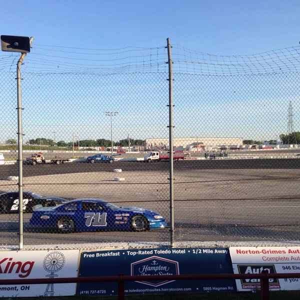 5/30/2014 tarihinde Kelliziyaretçi tarafından Toledo Speedway'de çekilen fotoğraf