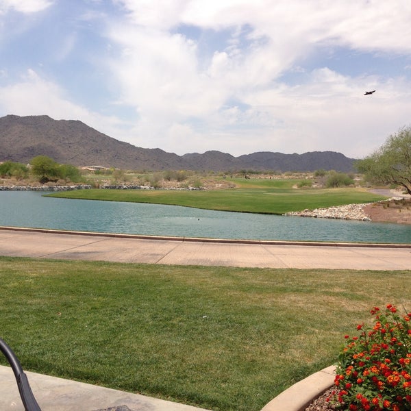 Verrado Grille Restaurant 316 ziyaretçidan 10 tavsiye