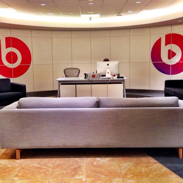 Photo taken at Beats Music by @irabrianmiller on 12/3/2013