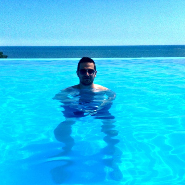 Photo taken at SKYFALL Infinity Pool &amp; Terrace by Strahil S. on 8/15/2015