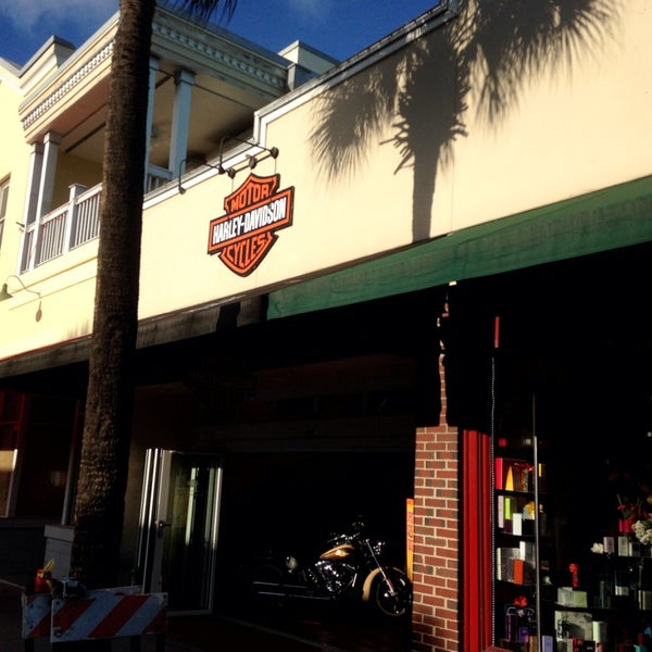 11/23/2013にPaul C.がPeterson&#39;s Key West Harley-Davidsonで撮った写真
