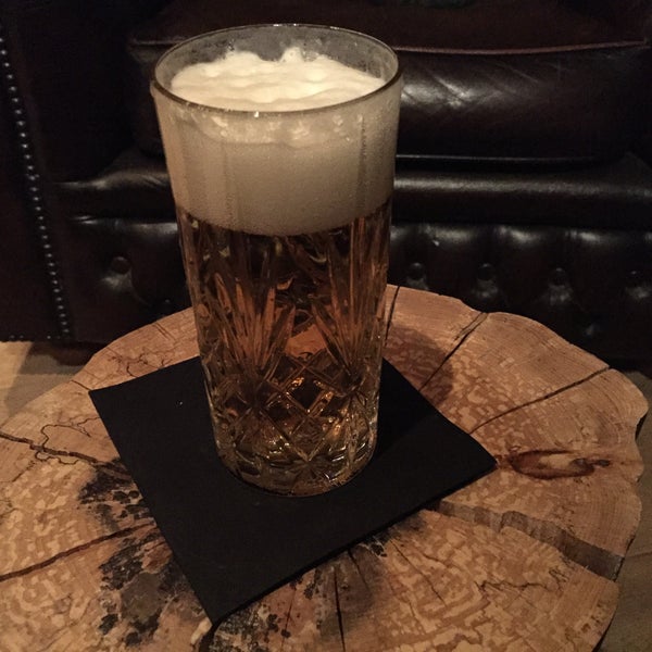 Order a "Gainsbourg'ke" and you'll get a beer with class & style ©Byron @Soulopoulos