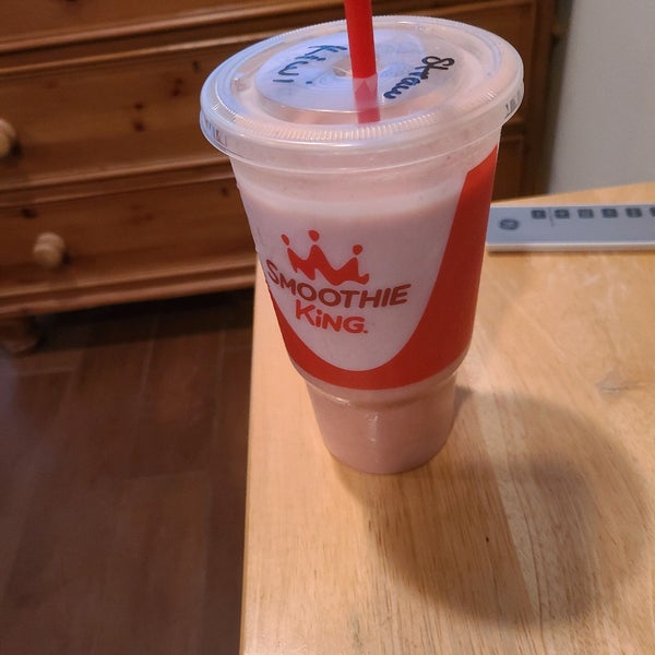 Das Foto wurde bei Smoothie King von D R. am 6/3/2020 aufgenommen