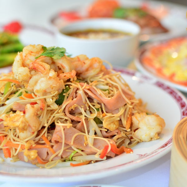 Have you tried our Xing Fu noodles? Each bite promises the essence of Chinese cuisine. If you have, please comment below on what you think about it!