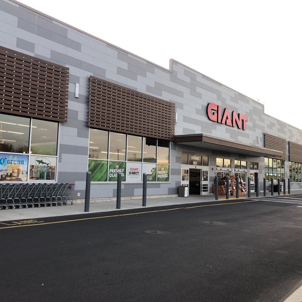 GIANT Food Stores - 176 W. Street Road 