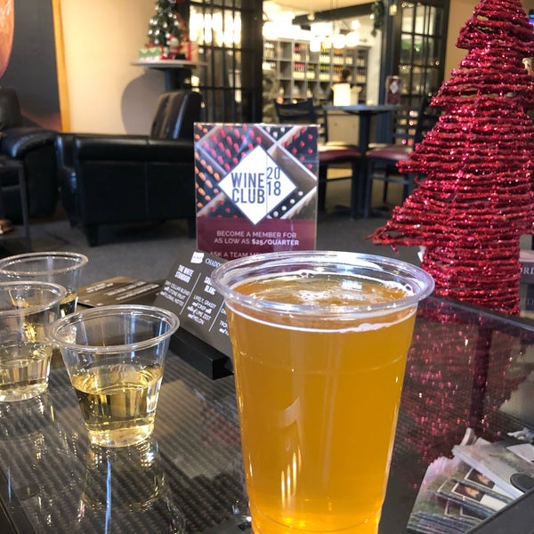 Photo taken at Chaddsford&#39;s Bottle Shop &amp; Tasting Room at Penn&#39;s Purchase by Ray L. on 12/9/2018