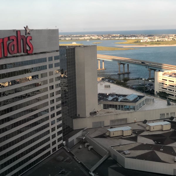 Photos at Bayview Tower Marina District 777 Harrahs Blvd