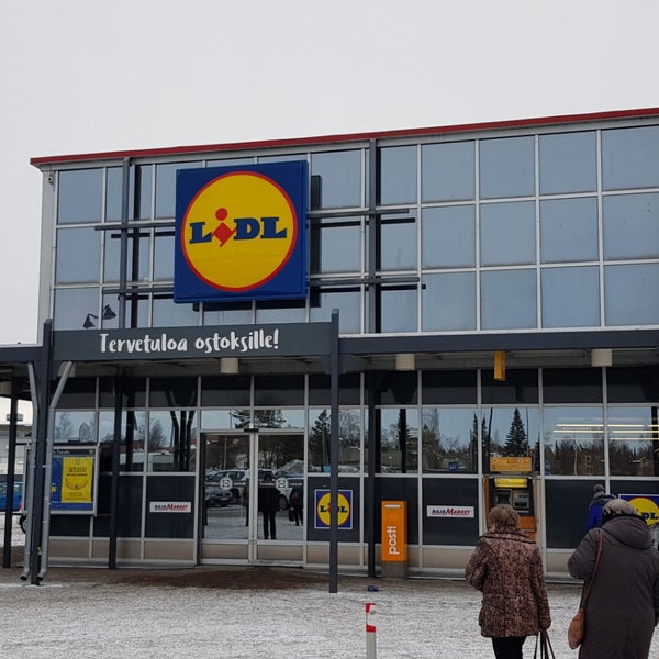 Photo taken at Lidl by Евгений s. on 3/2/2019